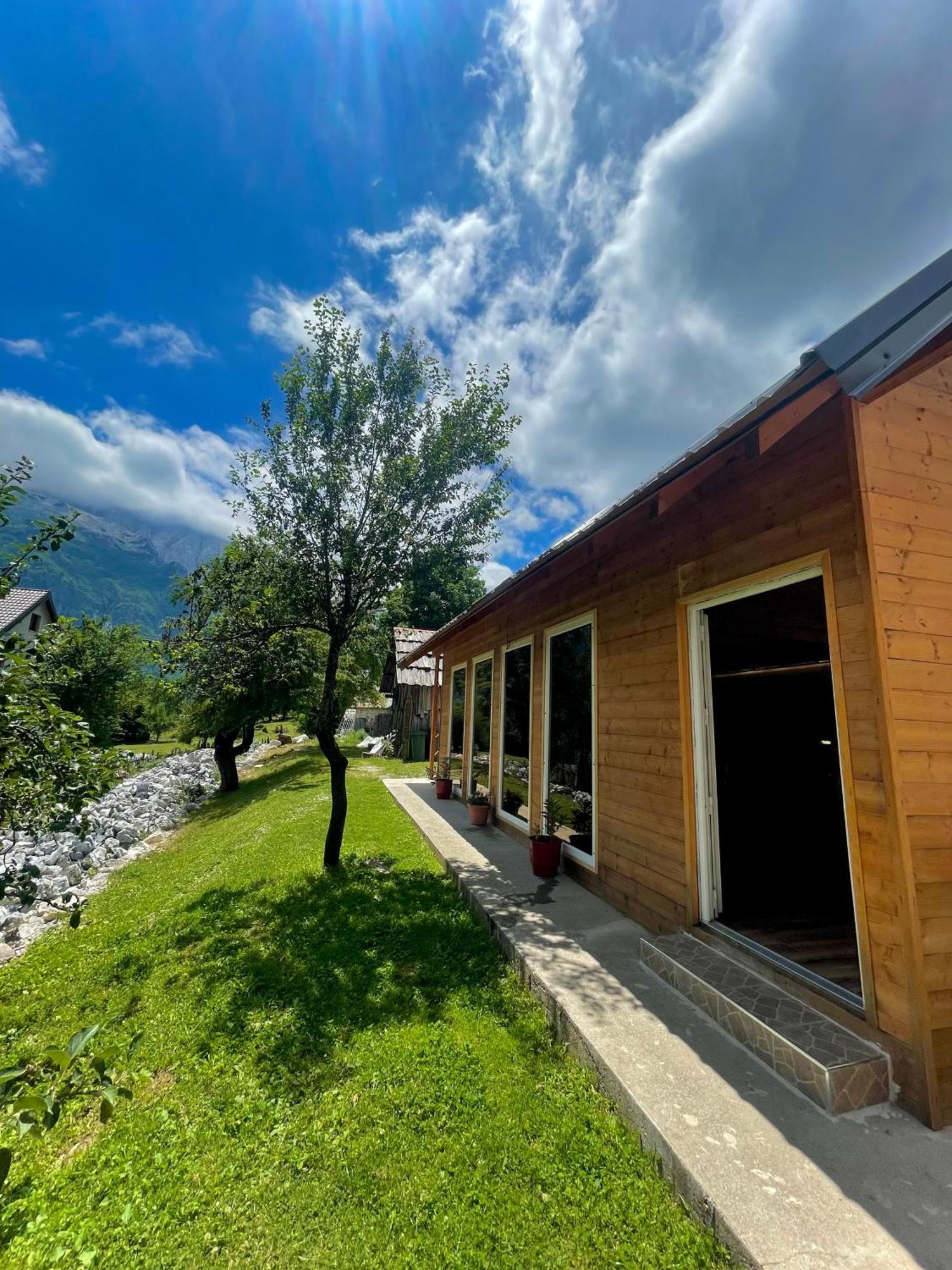Lazer Cardaku Guesthouse Valbone Exterior photo